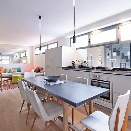 Luxueuse & Moderne Вилла